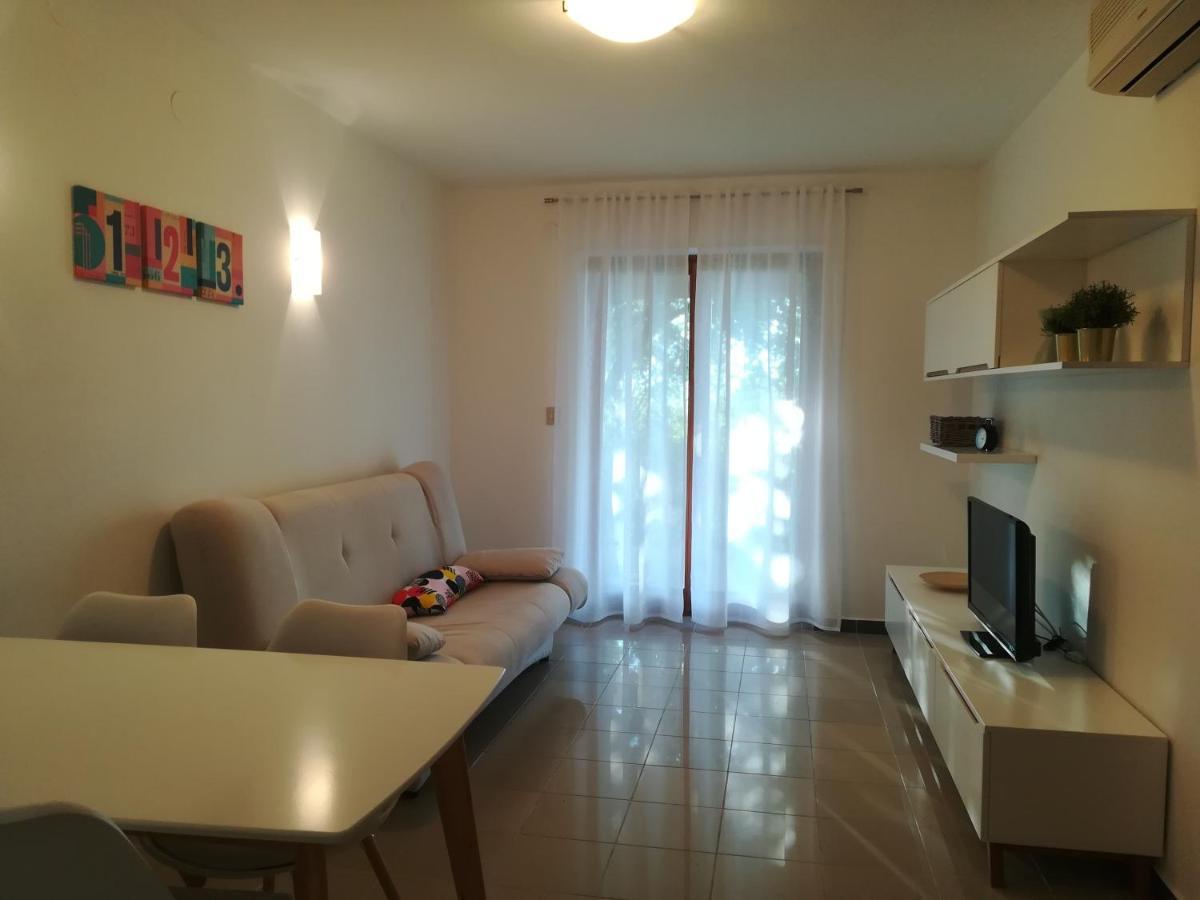 Apartments With A Parking Space Presika, Labin - 7390 外观 照片