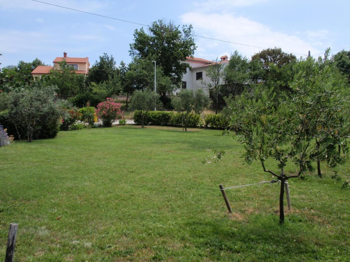 Apartments With A Parking Space Presika, Labin - 7390 外观 照片